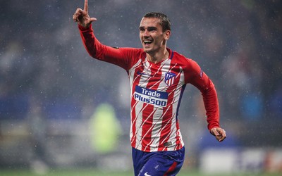 9D体育动态-什琴斯尼失误后遭媒体口诛笔伐